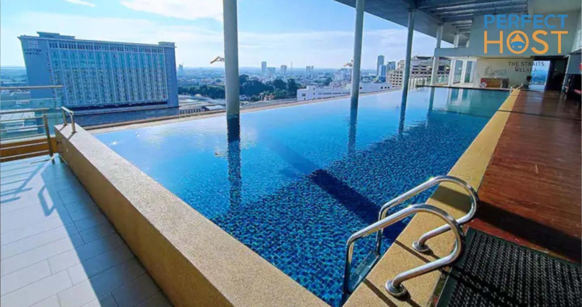 The Straits By Perfect Host Aparthotel